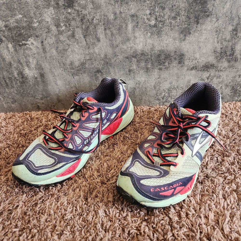 Brooks Cascadia 9 Trail Running Sneakers Women's Size 8.5